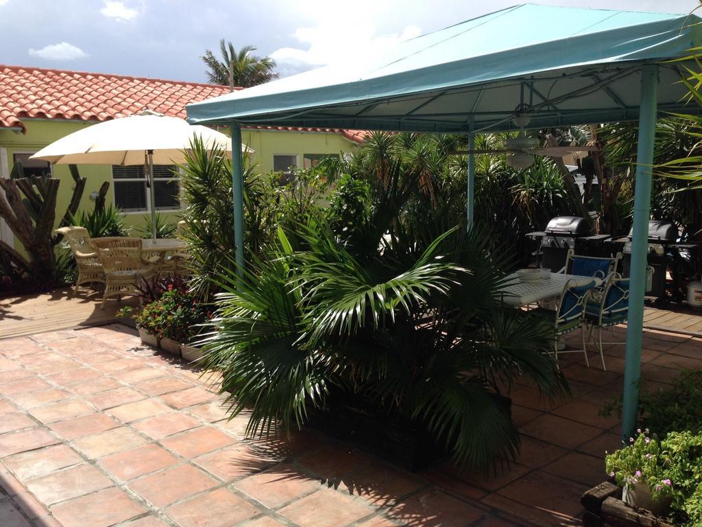 Angelfish Inn Hollywood Exterior foto